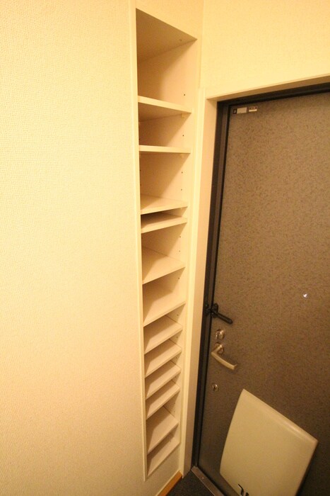 物件内観写真16　(靴箱)