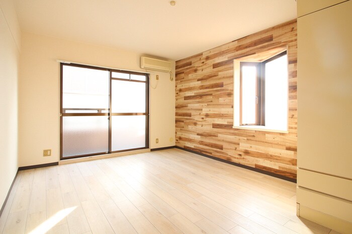 物件内観写真7　(居室)