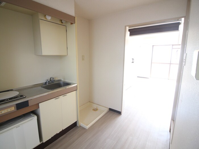 物件内観写真17　(廊下)