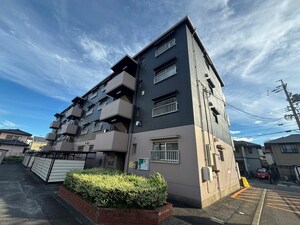 湫マンション外観写真