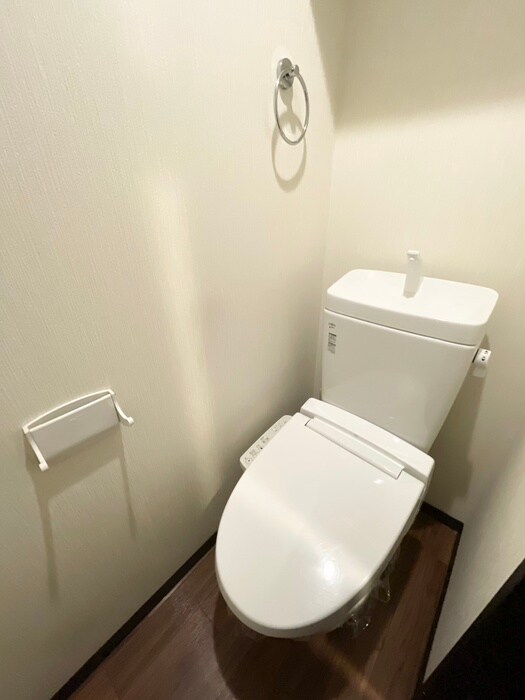 物件内観写真9　(トイレ)