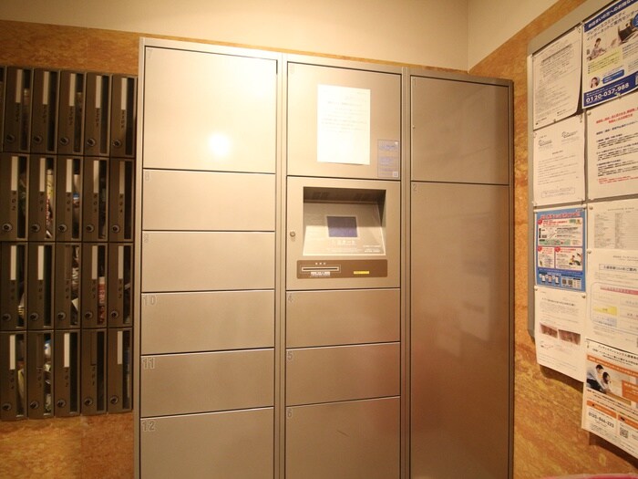 物件外観写真6　(建物設備)