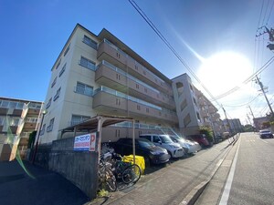 コ－ポラス亀の井外観写真