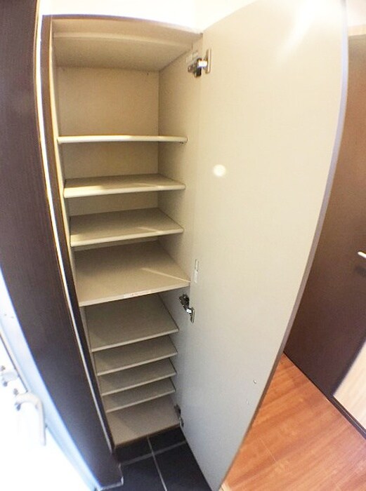 物件内観写真11　(靴箱)