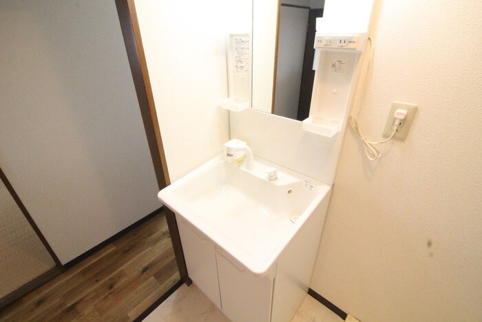 物件内観写真13　(洗面)