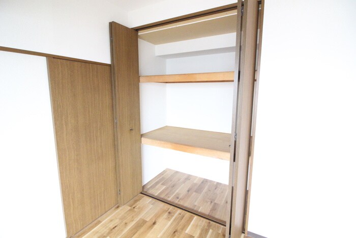 物件内観写真15　(収納)