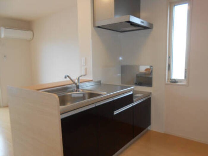 物件内観写真3　(キッチン)