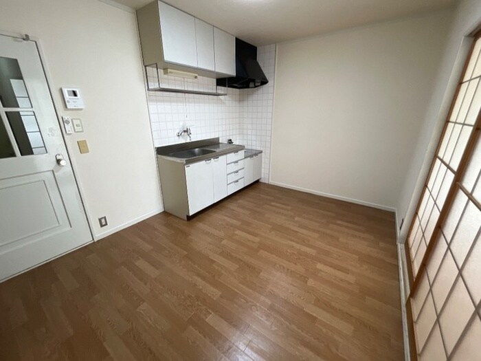 物件内観写真4　(居室)