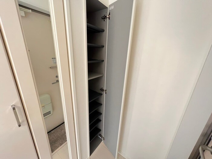 物件内観写真16　(靴箱)