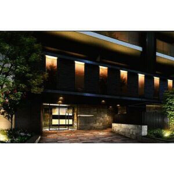 物件外観写真2　(エントランス部分)