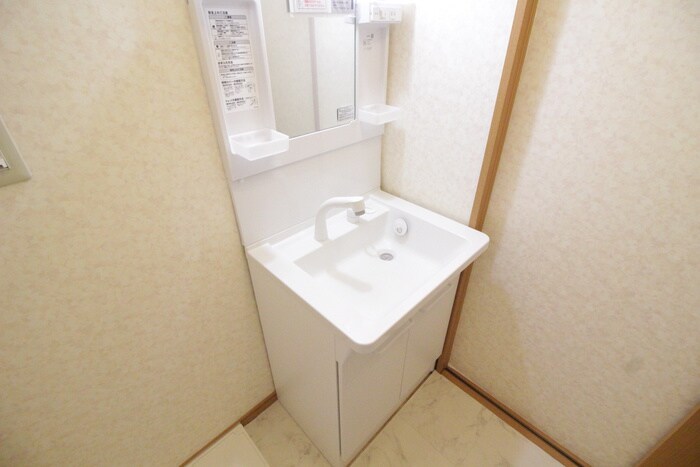 物件内観写真12　(洗面)