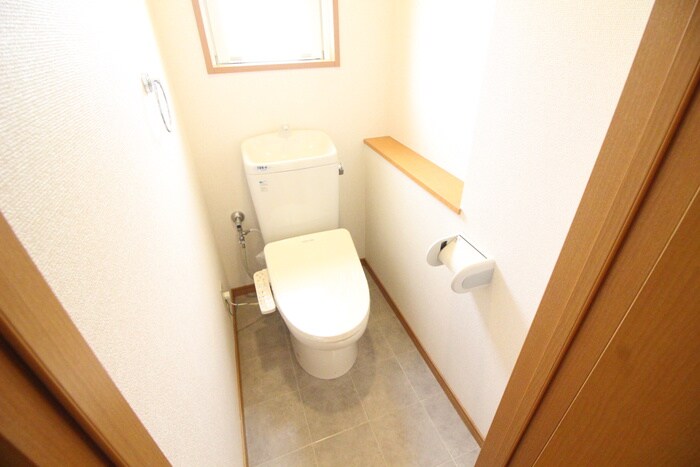 物件内観写真13　(トイレ)