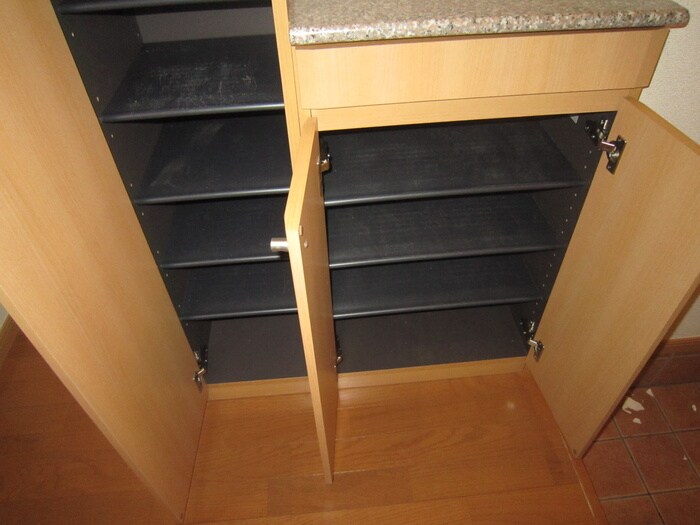 物件内観写真12　(靴箱)