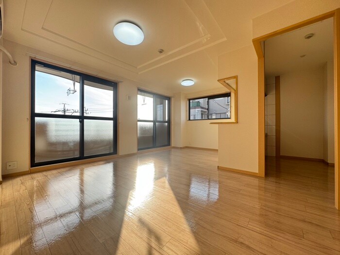 物件内観写真9　(居室)