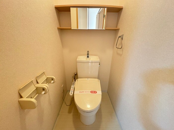 物件内観写真12　(トイレ)