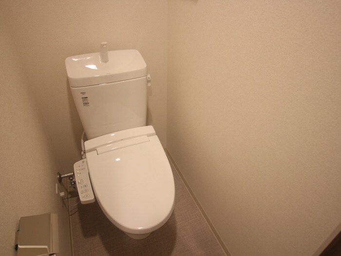 物件内観写真13　(トイレ)