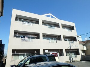 エスポアロイヤル外観写真