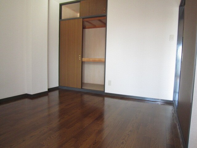物件内観写真6　(居室)