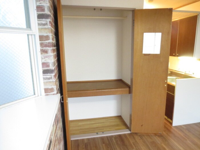 物件内観写真10　(収納)