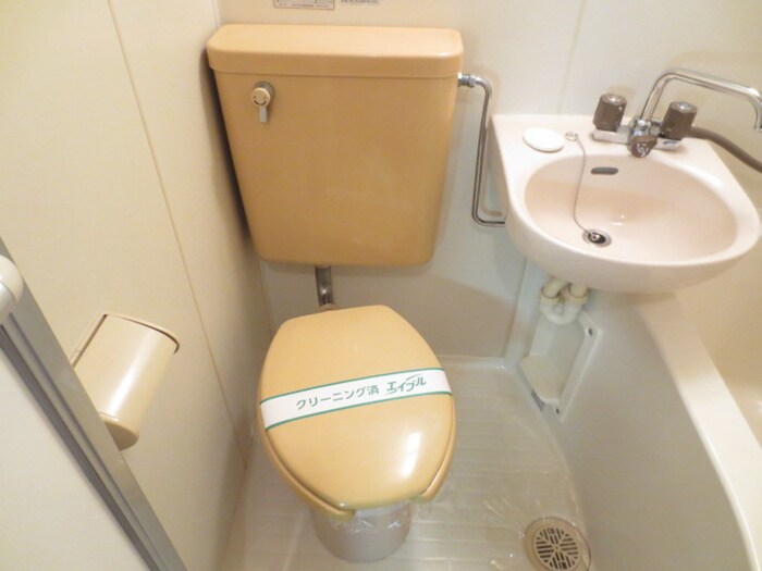 物件内観写真11　(トイレ)