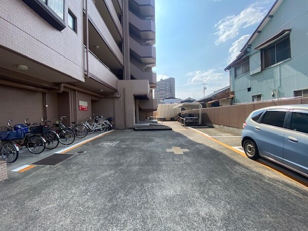 駐輪場