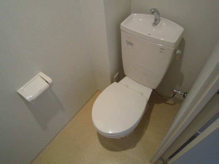 物件内観写真11　(トイレ)