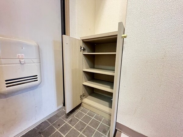 靴箱