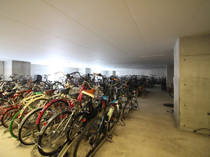 物件外観写真6　(駐輪場)