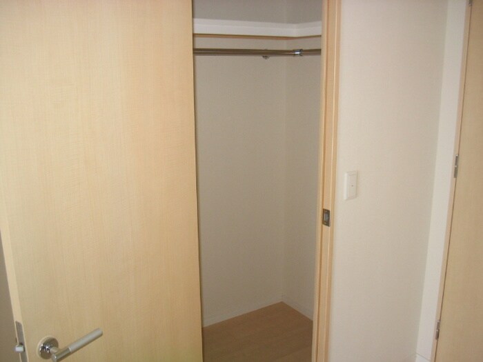 物件内観写真13　(収納)