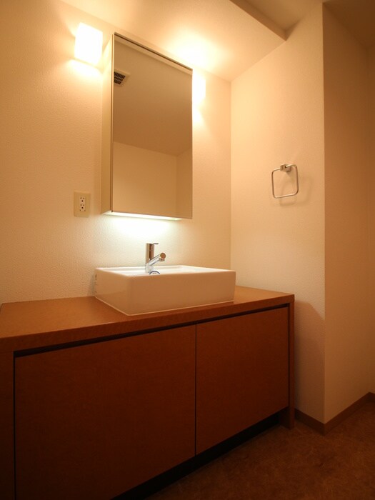 物件内観写真13　(洗面)