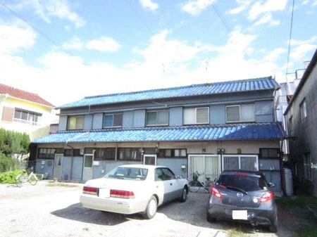 錦貸家外観写真