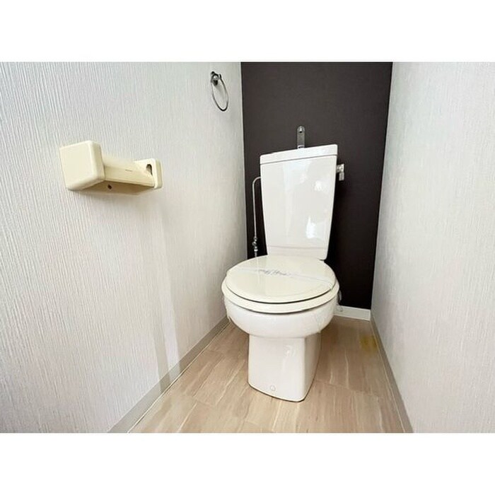 物件内観写真5　(トイレ)