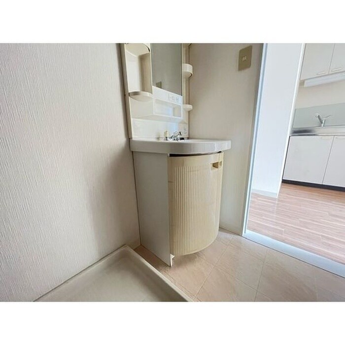 物件内観写真6　(洗面)