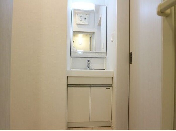 物件内観写真10　(洗面)