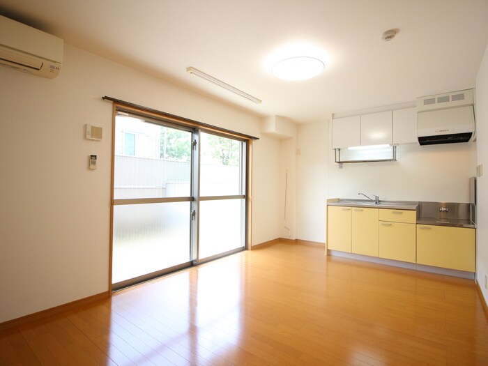 物件内観写真7　(居室)