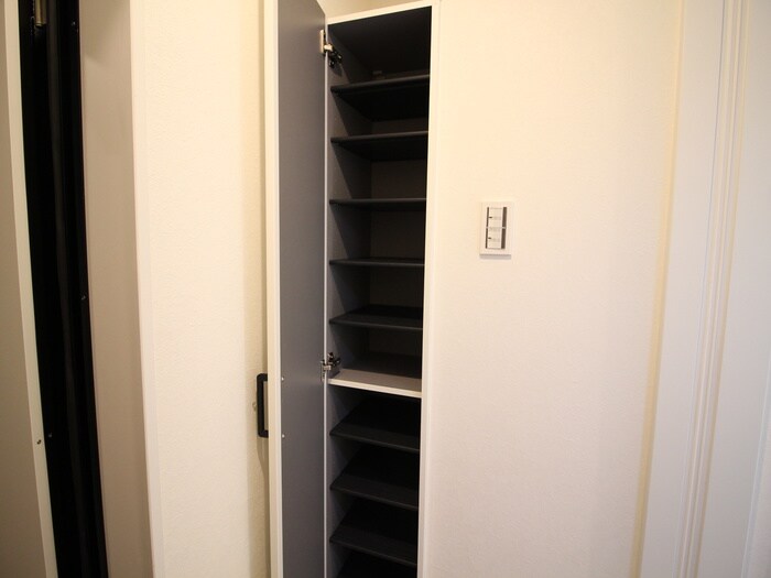 物件内観写真15　(室内からの展望)