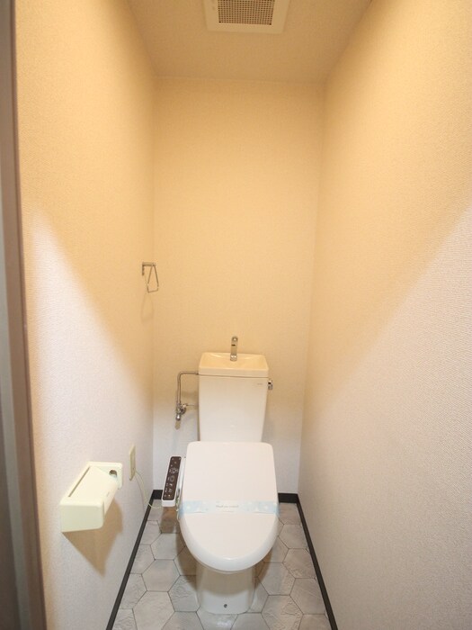 物件内観写真14　(トイレ)