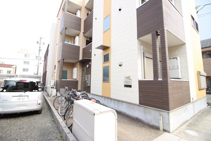 物件外観写真3　(外観写真)