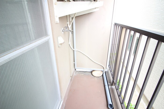 物件内観写真18　(洗濯機置場)