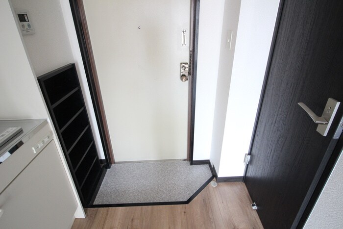 物件内観写真20　(玄関)