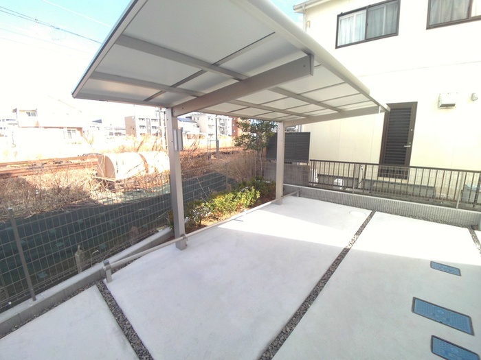 物件外観写真2　(駐輪場)