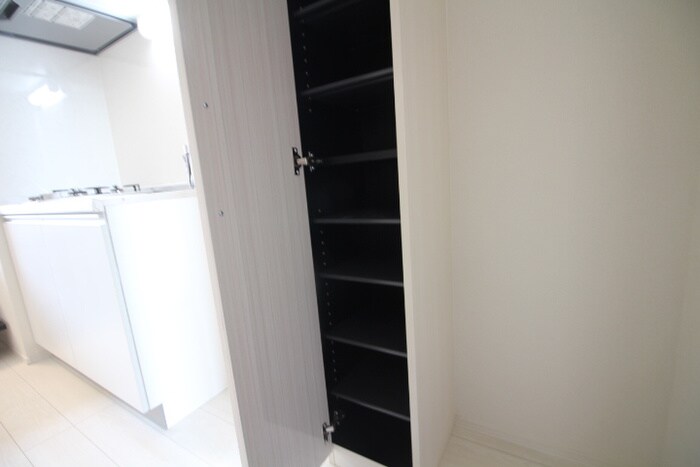 物件内観写真18　(靴箱)