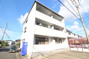メゾンオオワキ外観写真