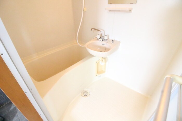 物件内観写真10　(バス／シャワールーム等)