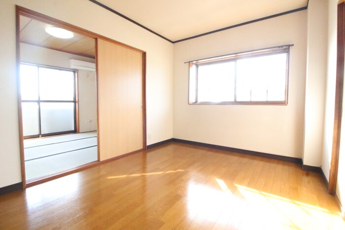 物件内観写真14　(居室)