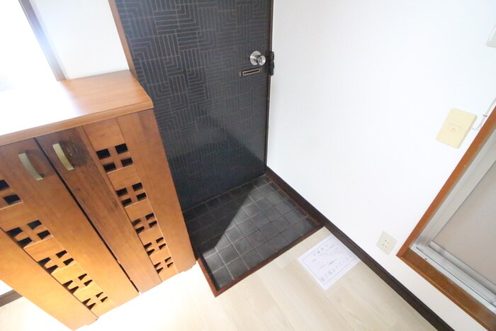 物件内観写真20　(玄関)