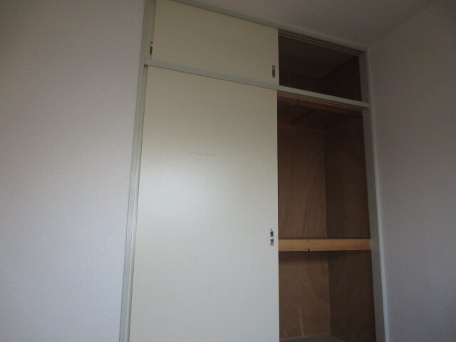 物件内観写真8　(収納)