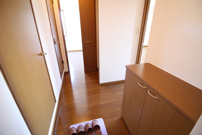 物件内観写真19　(廊下)