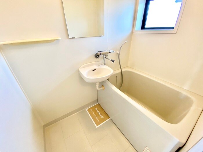 物件内観写真10　(バス／シャワールーム等)