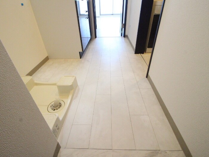 物件内観写真19　(廊下)